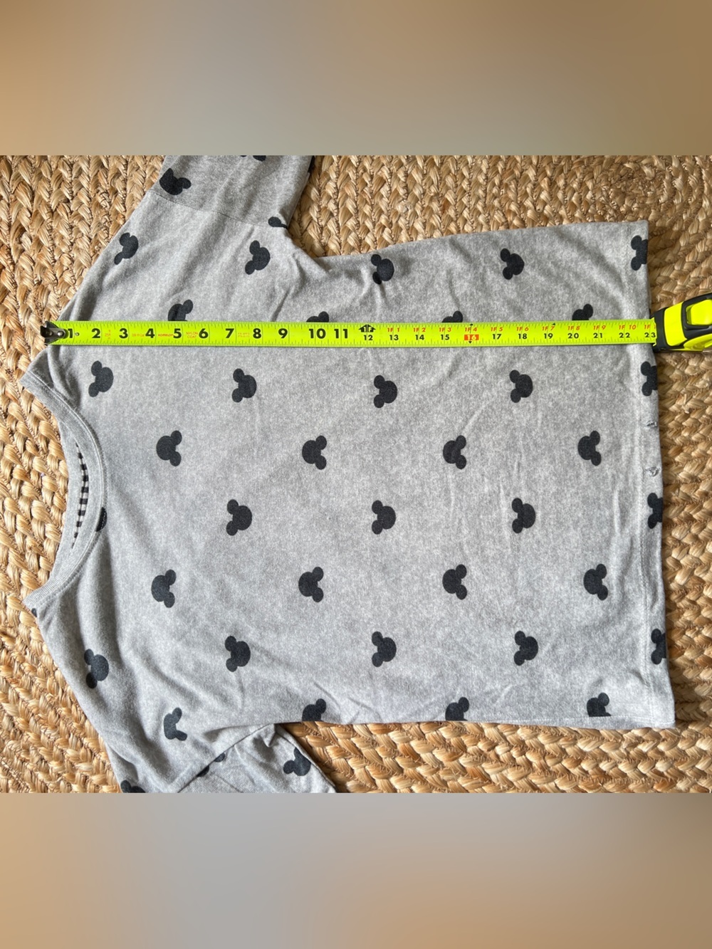 Disney Mickey Mouse Print Lightweight Sweater Women’s Small - Picture 5 of 6